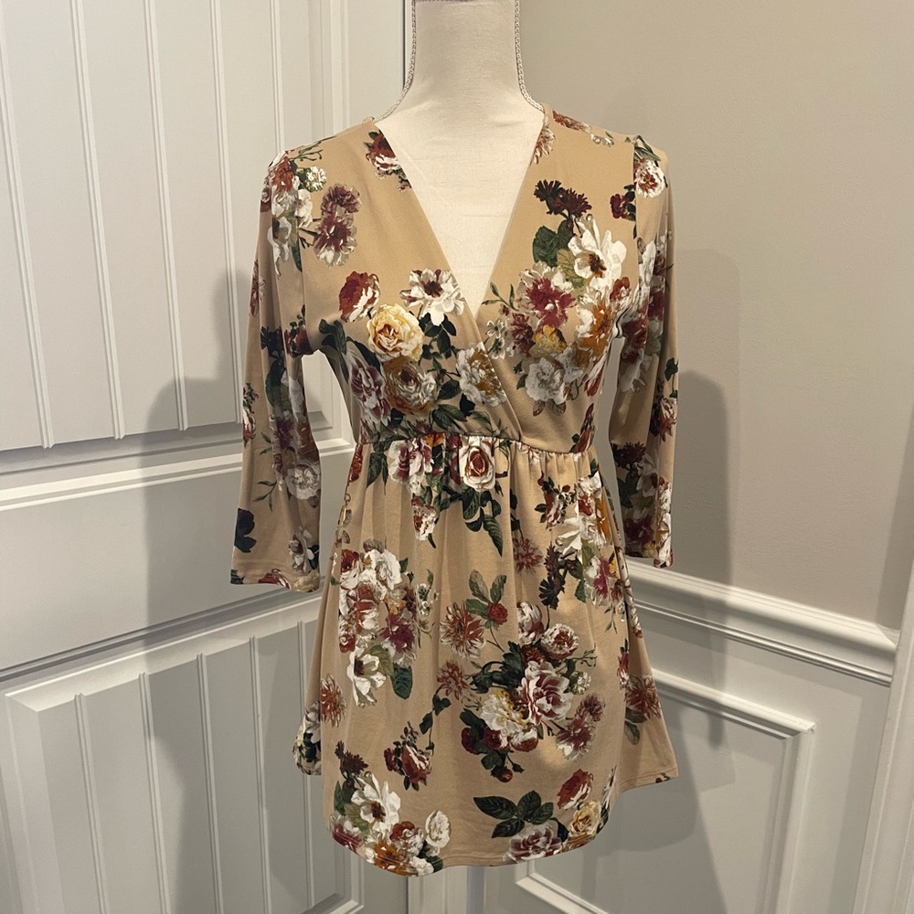 Beautiful floral tunic top
